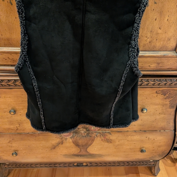 L.L. Bean Charcoal Suede Cloth Sherpa Vest - Picture 2 of 7